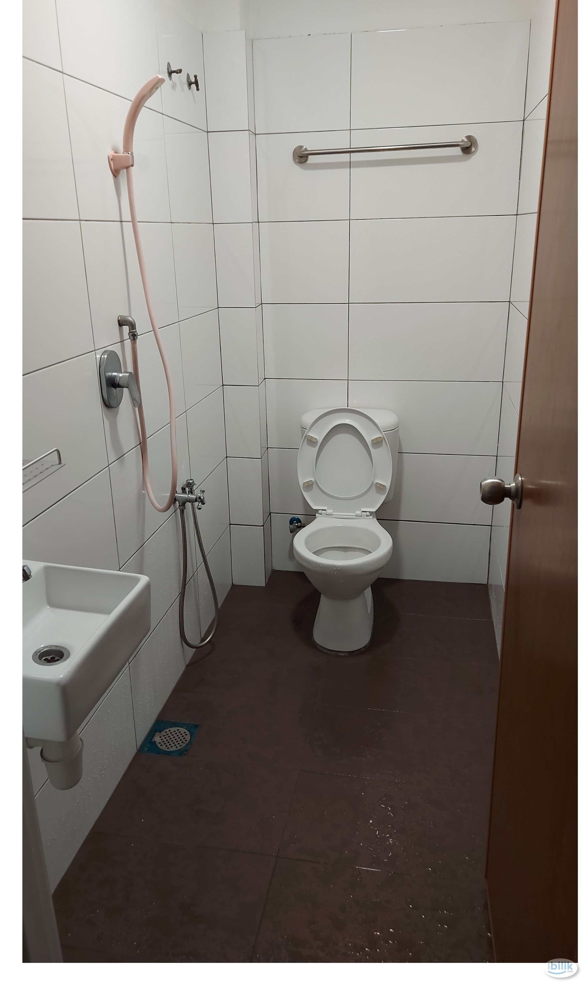 Room for UCSI at Taman Connaught..5 min walk to UCSI - Image 5