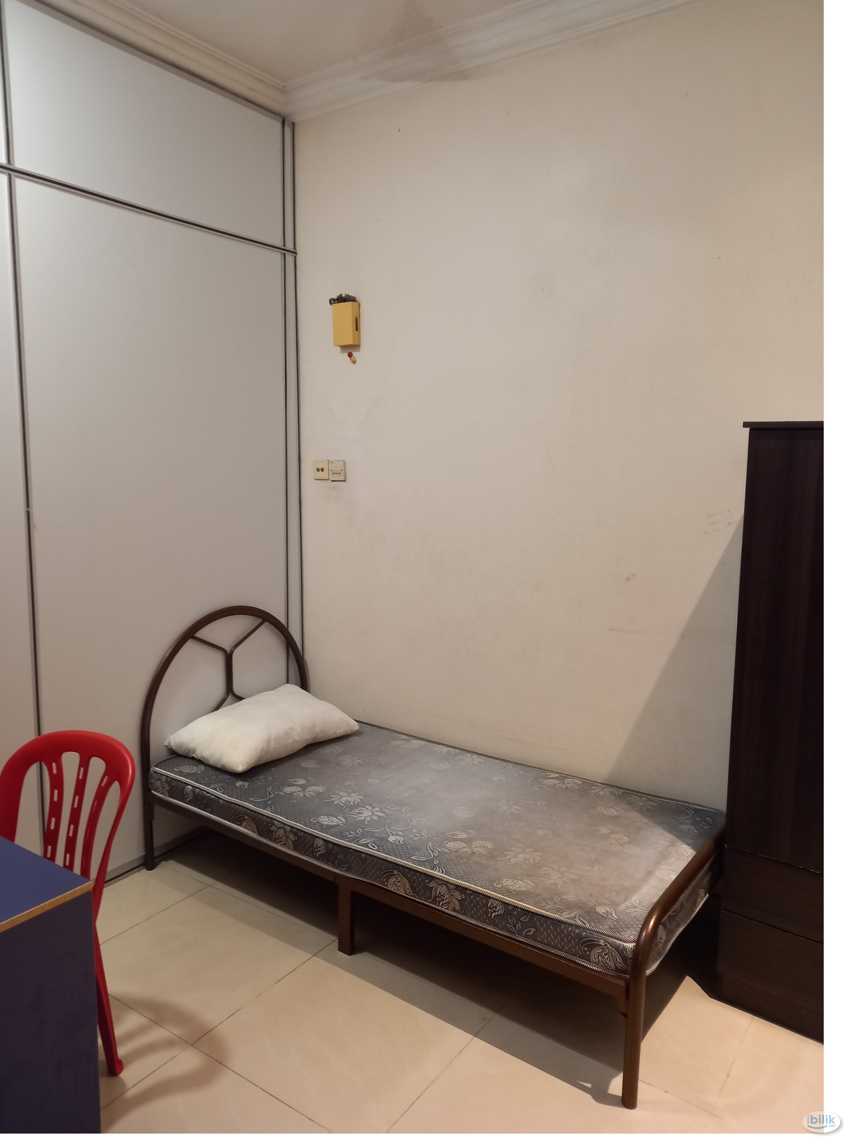Room Plus Car park - Image 1
