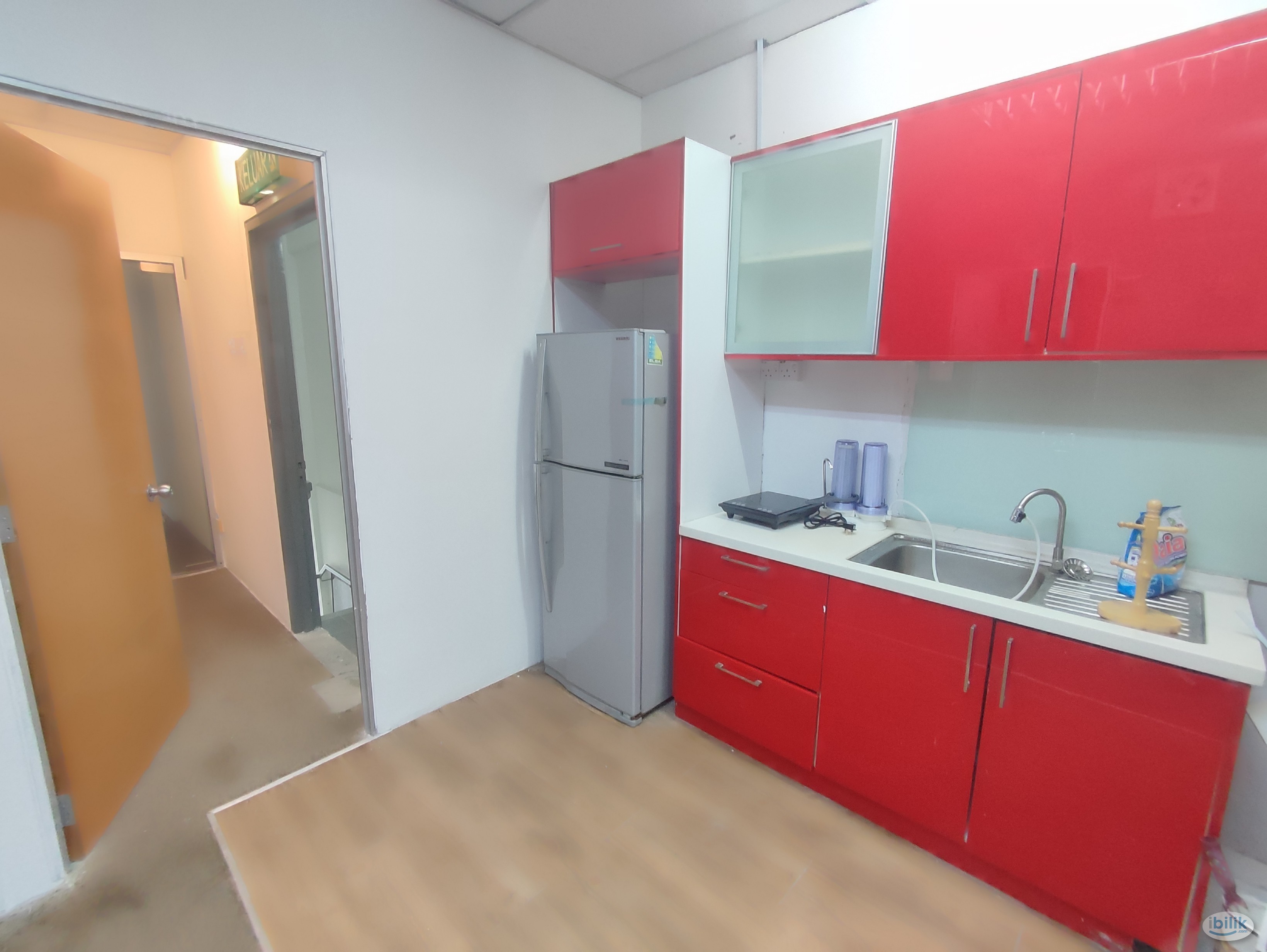 Glomac Centro single room for female only - Image 3