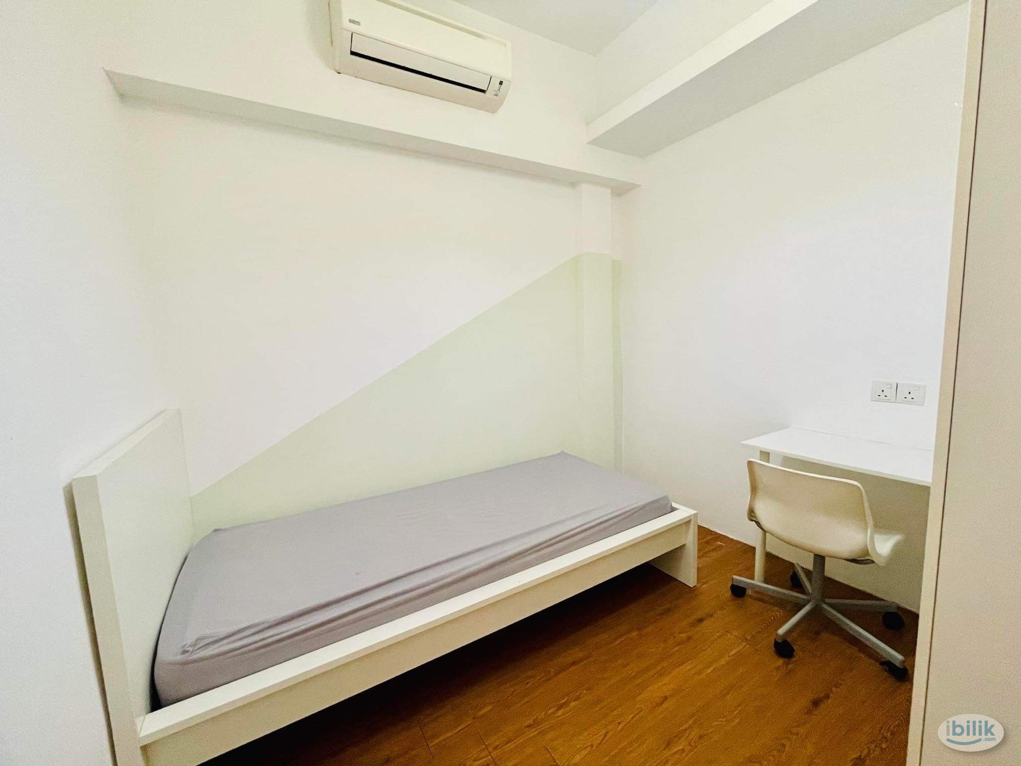 Walking distance to Inti Subang College, Alfa College , SS15 Subang Lrt Station - Image 1