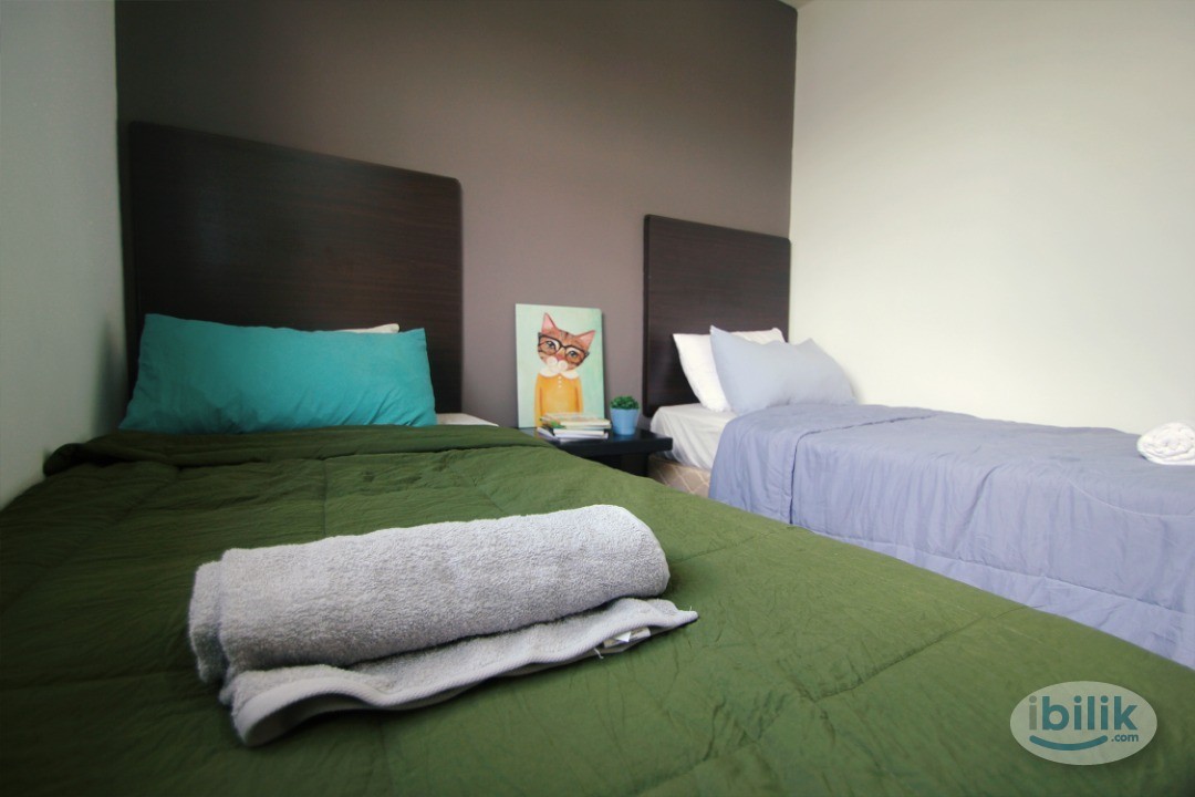 Few mins to LRT IOI Puchong 🚇 Move in Furnished Room @ Bandar Puchong Jaya - Image 1