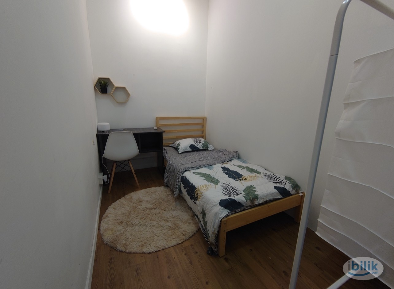 FEMALE UNIT ‼️‼️🔥Single Room at Paramount Utropolis @ Glenmarie, Shah Alam - Image 2