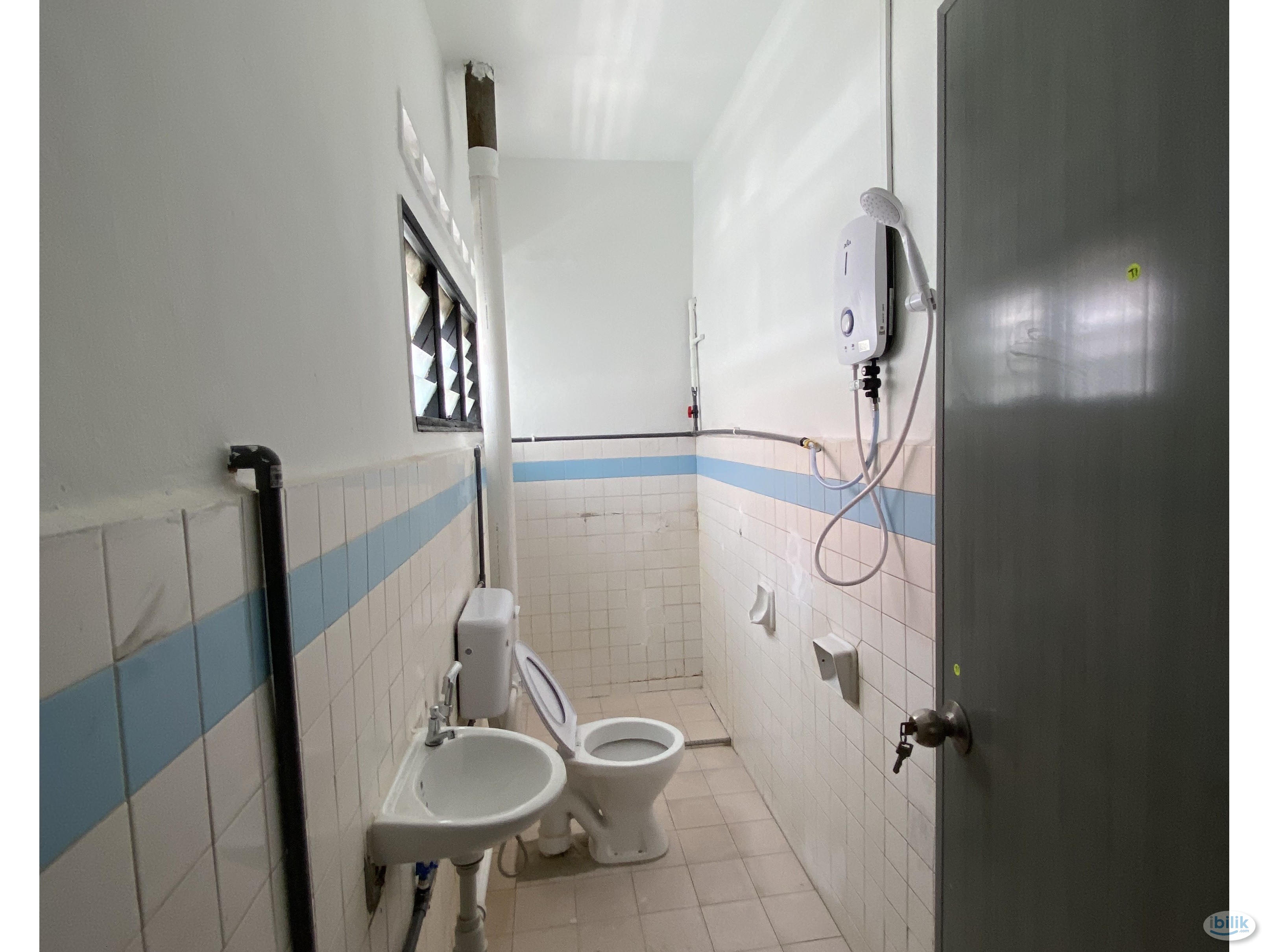 👬Couples Room Near CIQ💰Zero Deposit🏃‍♂️Walking Distant to CIQ - Image 3