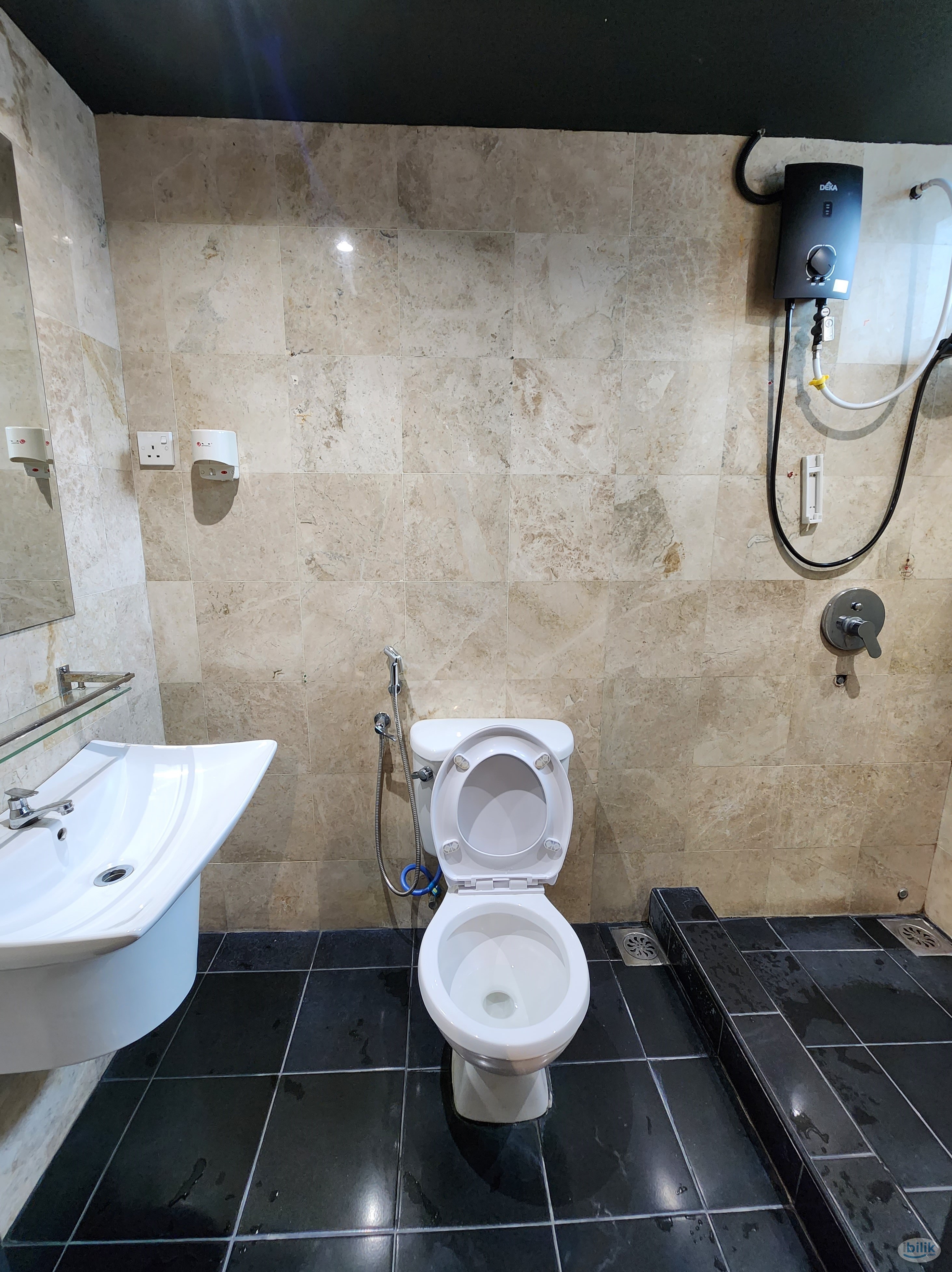 ZERO DEPOSIT CO LIVING IN BERJAYA TIME SQUARE - Image 4