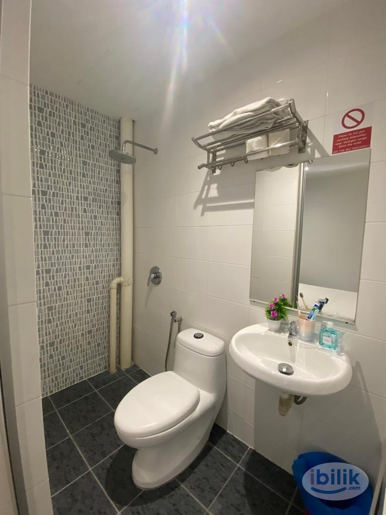 Master Room at Bukit Bintang, KL City Centre - Image 4