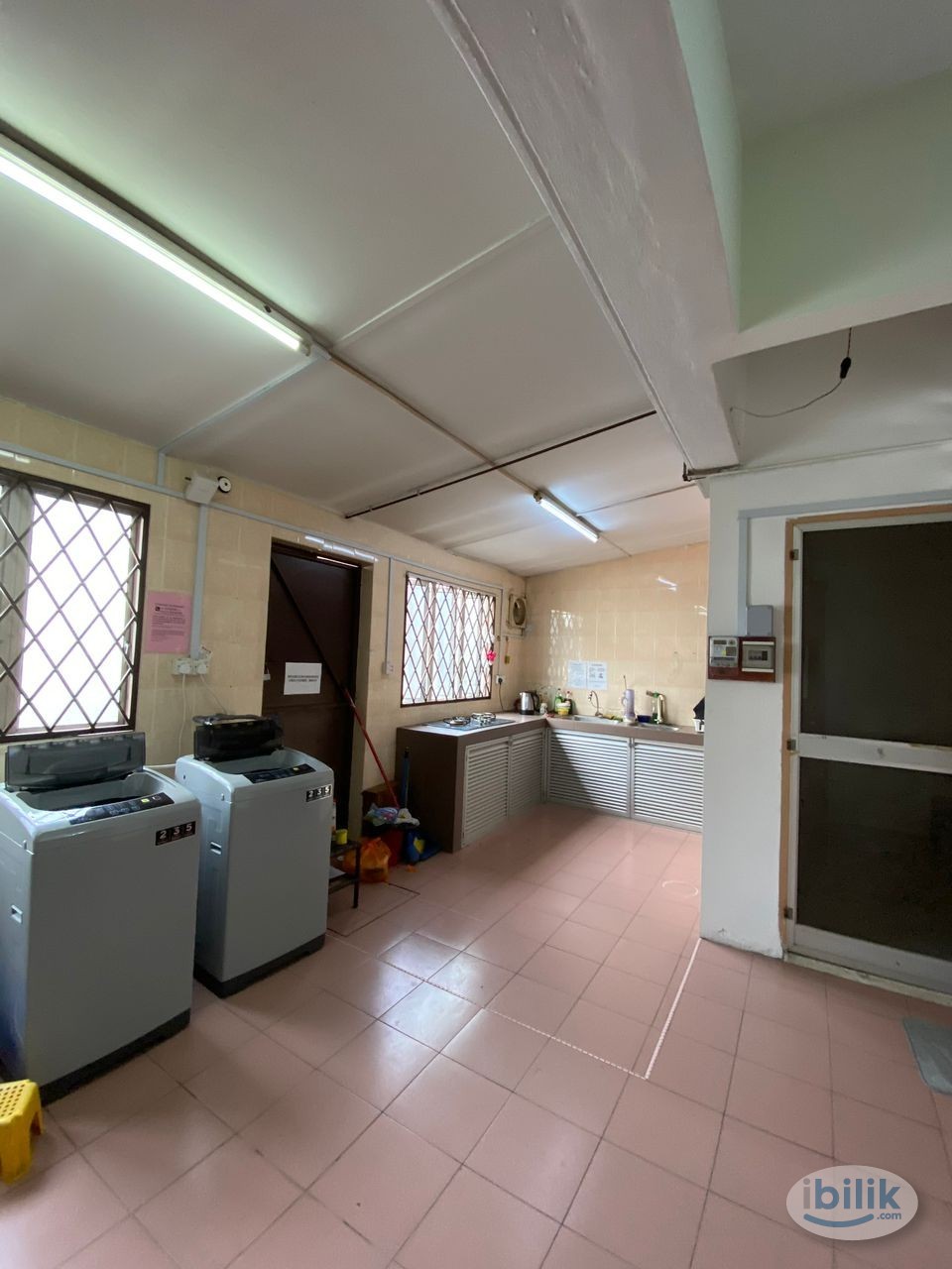 🔥Low Deposit✅🔥 , SS2 Medium / Single Bedroom For Rent , Move In Ready , Cooking Allowed , Provide Washing Machine - Image 2
