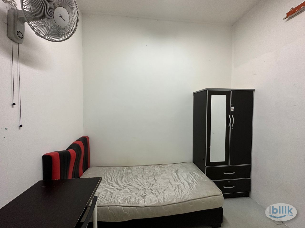 Fully Furnished Single Room @ 3 mins Walk 👣 to MRT Kota Damansara 🚈 Includes All Utilities Except AIRCOND Only ❗❗❗ - Image 2