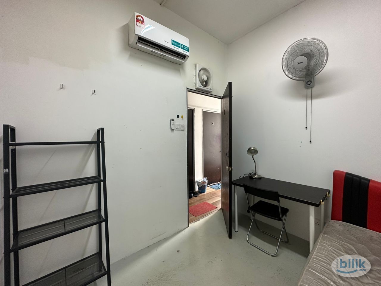 Fully Furnished Single Room @ 3 mins Walk 👣 to MRT Kota Damansara 🚈 Includes All Utilities Except AIRCOND Only ❗❗❗ - Image 3
