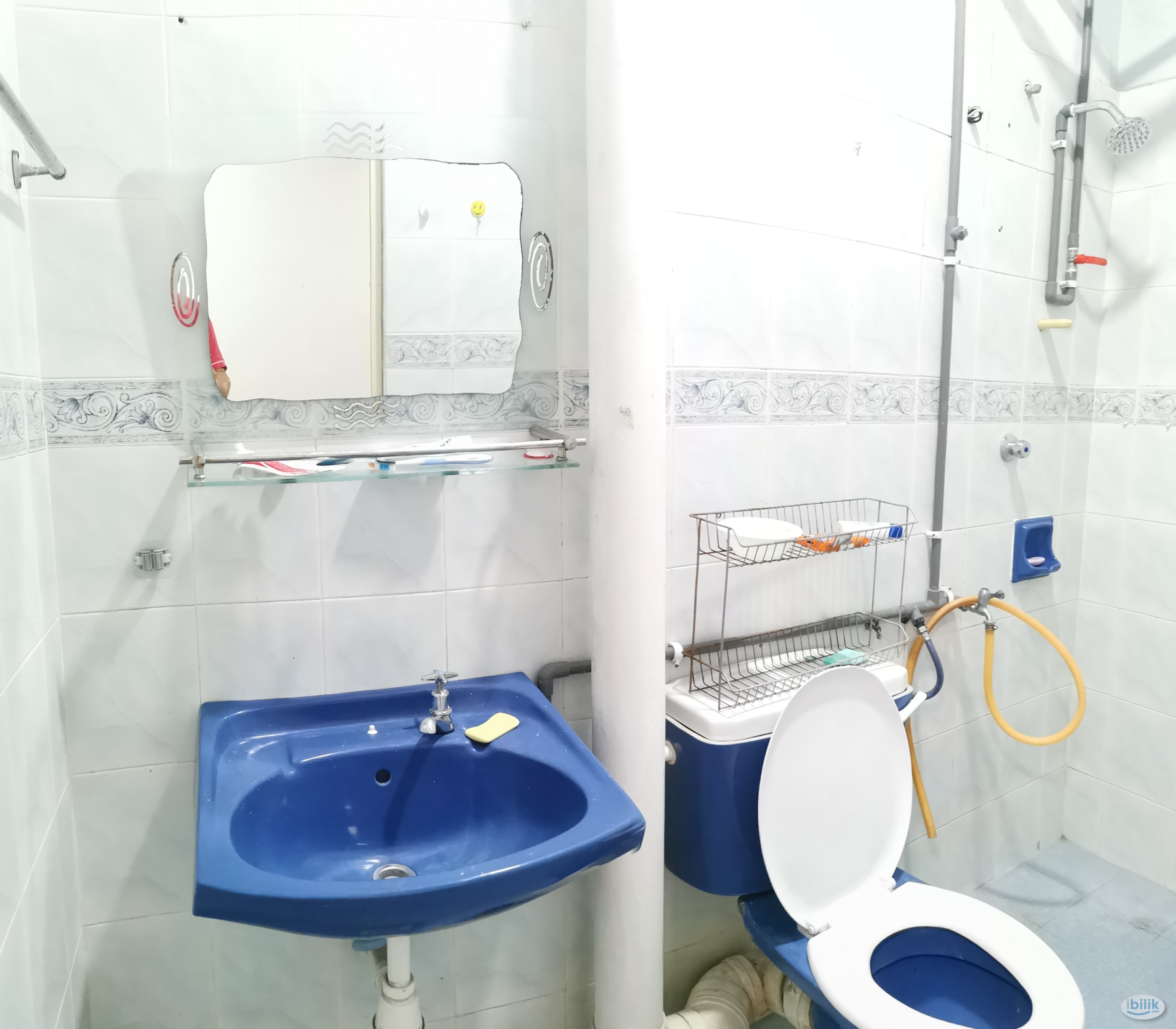 Master Room at Sungai Nibong, Penang - Image 2