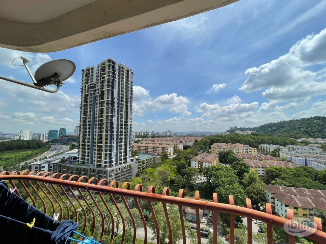 Middle Room at Bandar Puteri Puchong, Puchong - Image 2