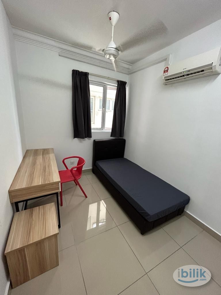 😍 5 mins walk to LRT 😍 Direct access to shopping mall 😍Free Wifi 😍Fully furnished Single Room at Pacific Place Ara Daman - Image 1