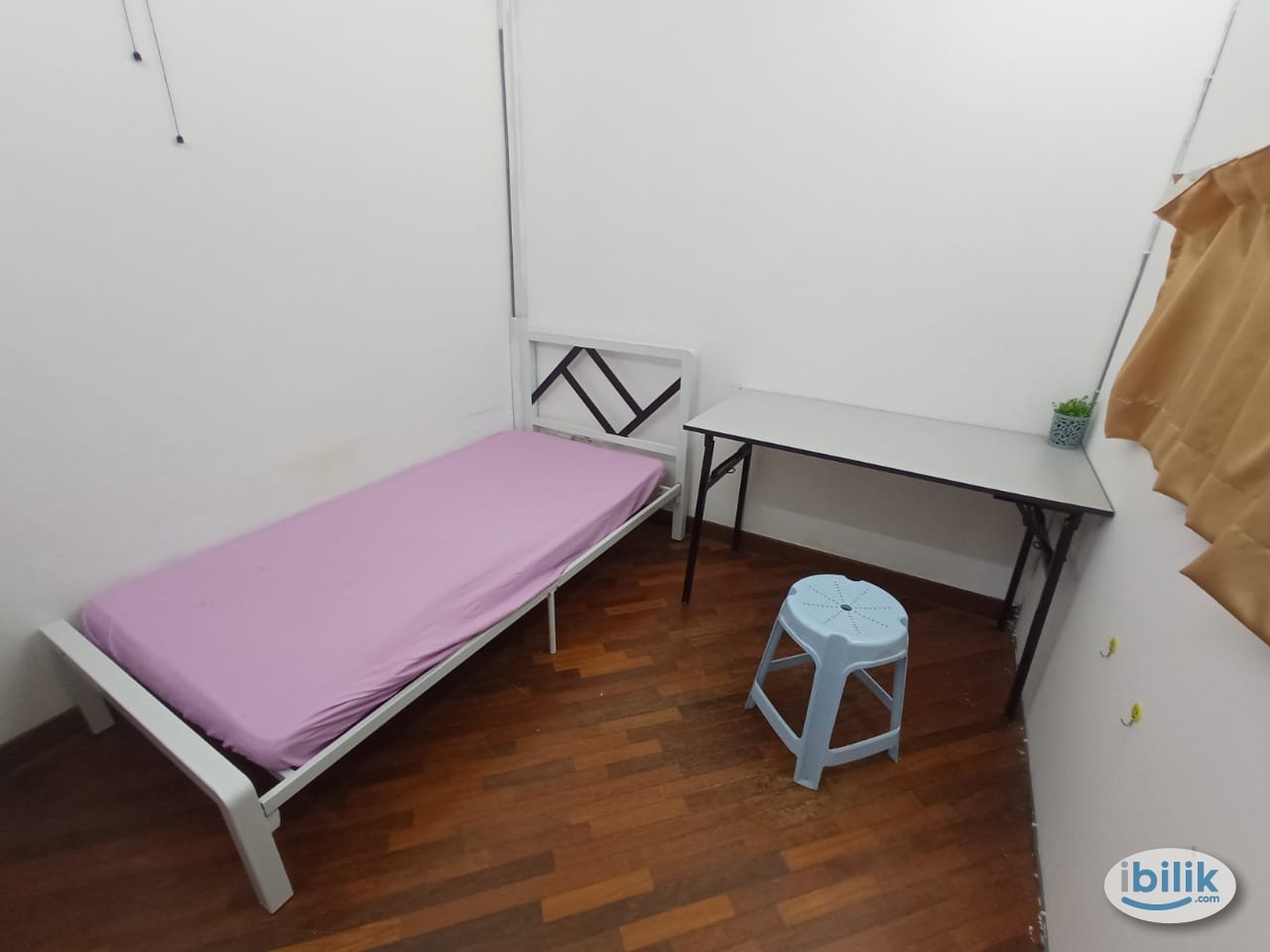 5mins drive to LRT Station Bandar Puteri 🚡 Single Room at Bandar Puteri Puchong, Puchong - Image 2