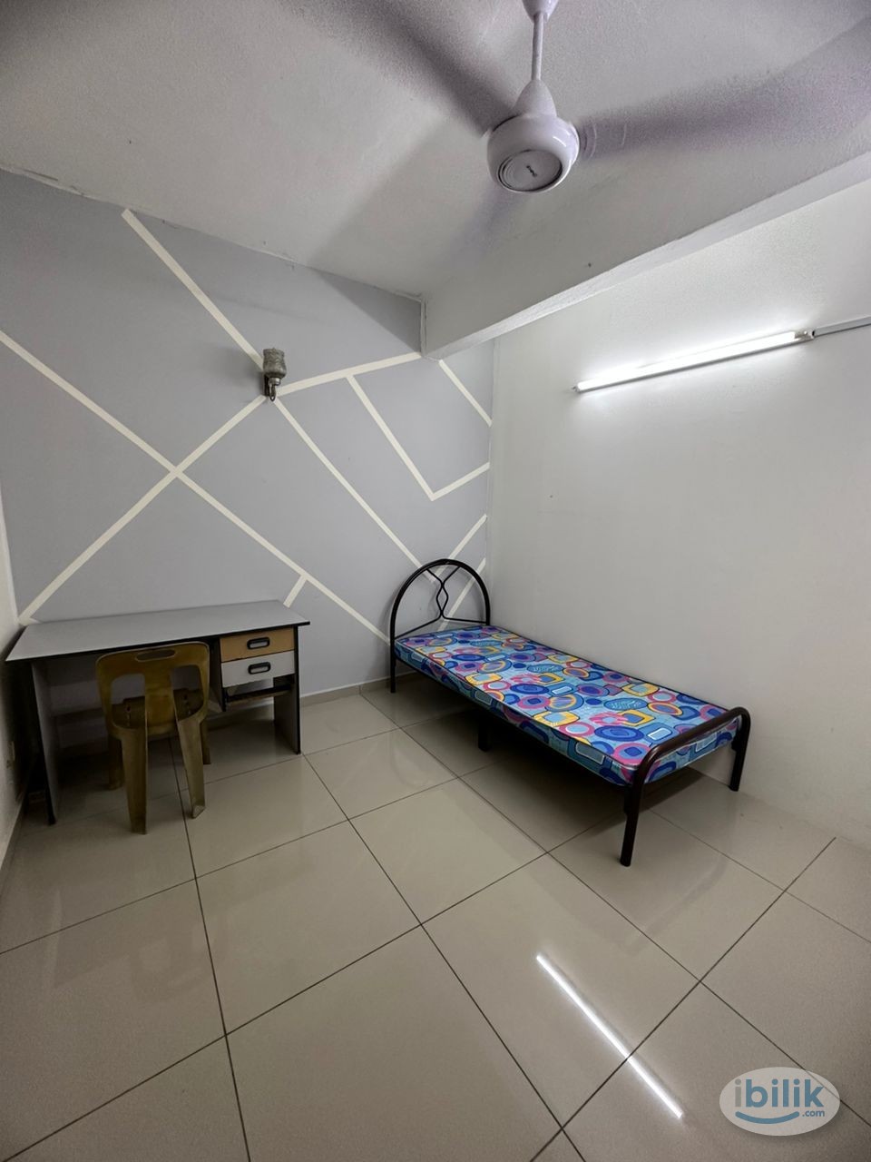 Fully Furnished Single Room Landed in SS2, Petaling JayaNear Damansara/Sea Park - Image 1