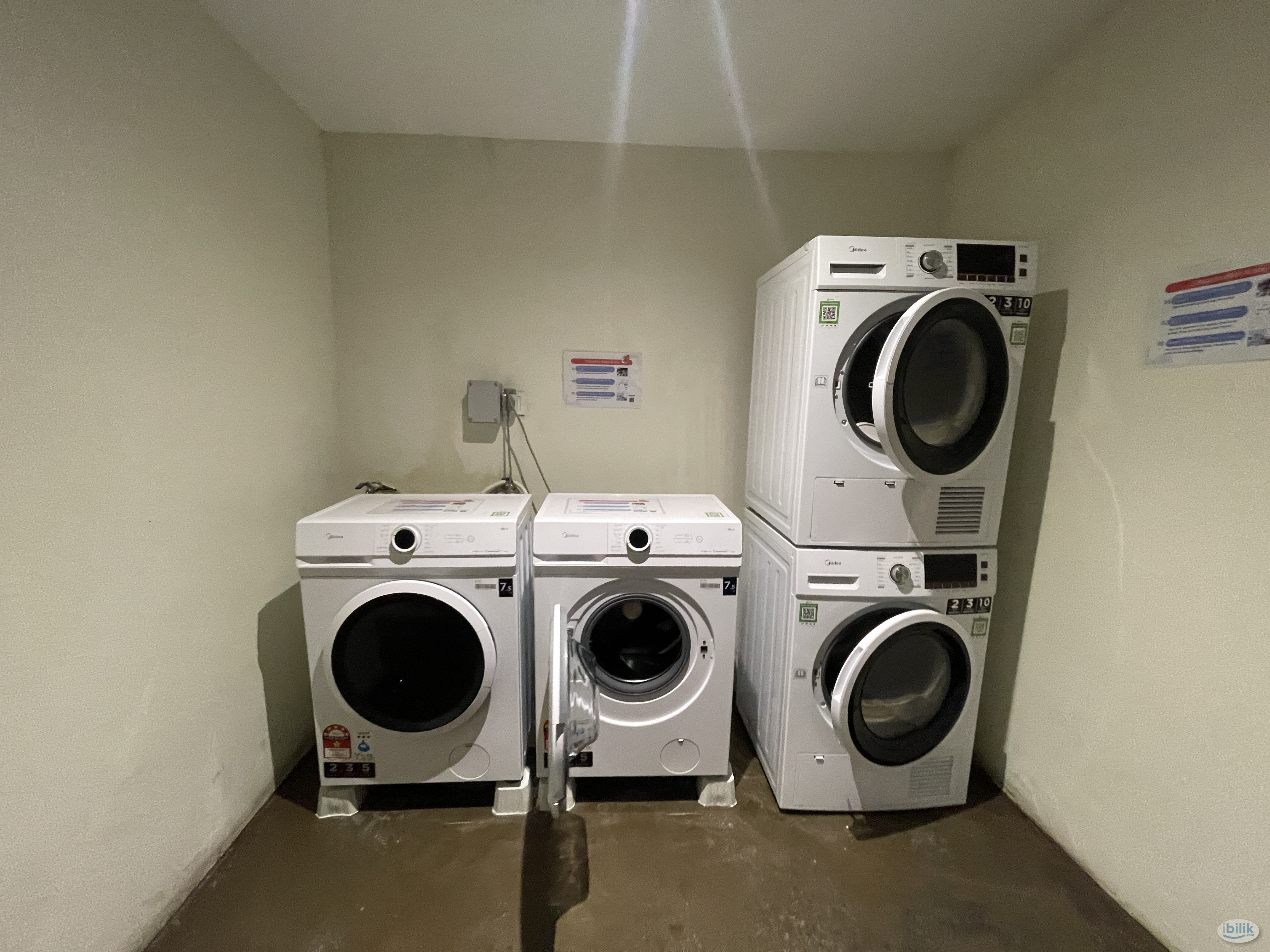Near MRT Pasar Seni 🚂 Room Rent attach Private Toilet at Petaling Street - Image 3