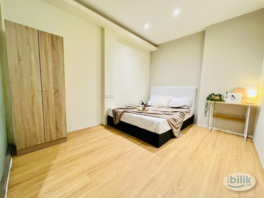 Co living Hotel Room For Long Term Rent At China Town Petaling Street Near LRT / MRT - Image 2