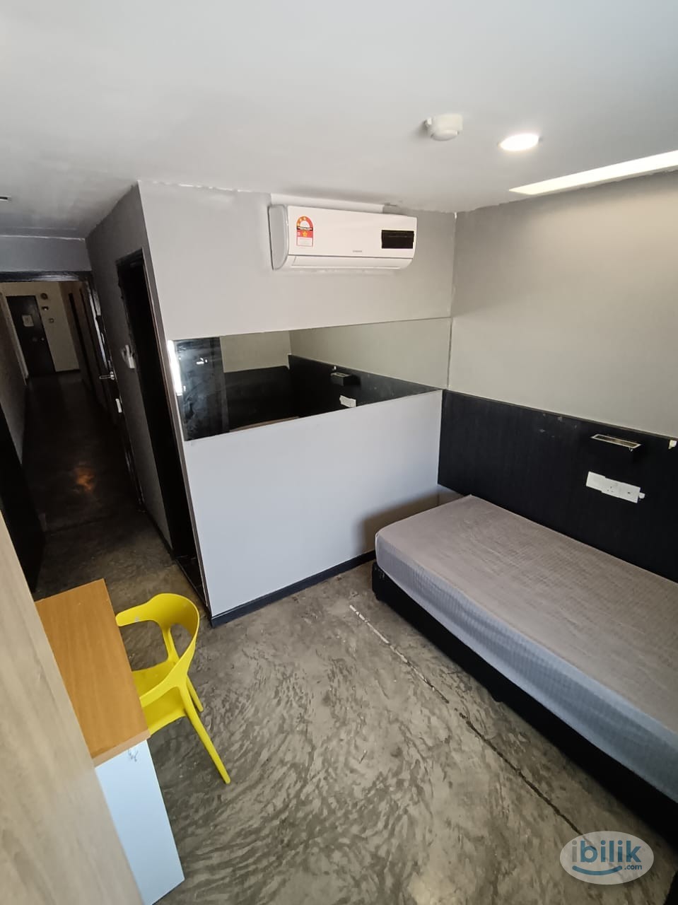 Walk Only 2mins 🚶 to MRT Maharajalela 🚉 Room for Rent with Private Toilet - Image 1