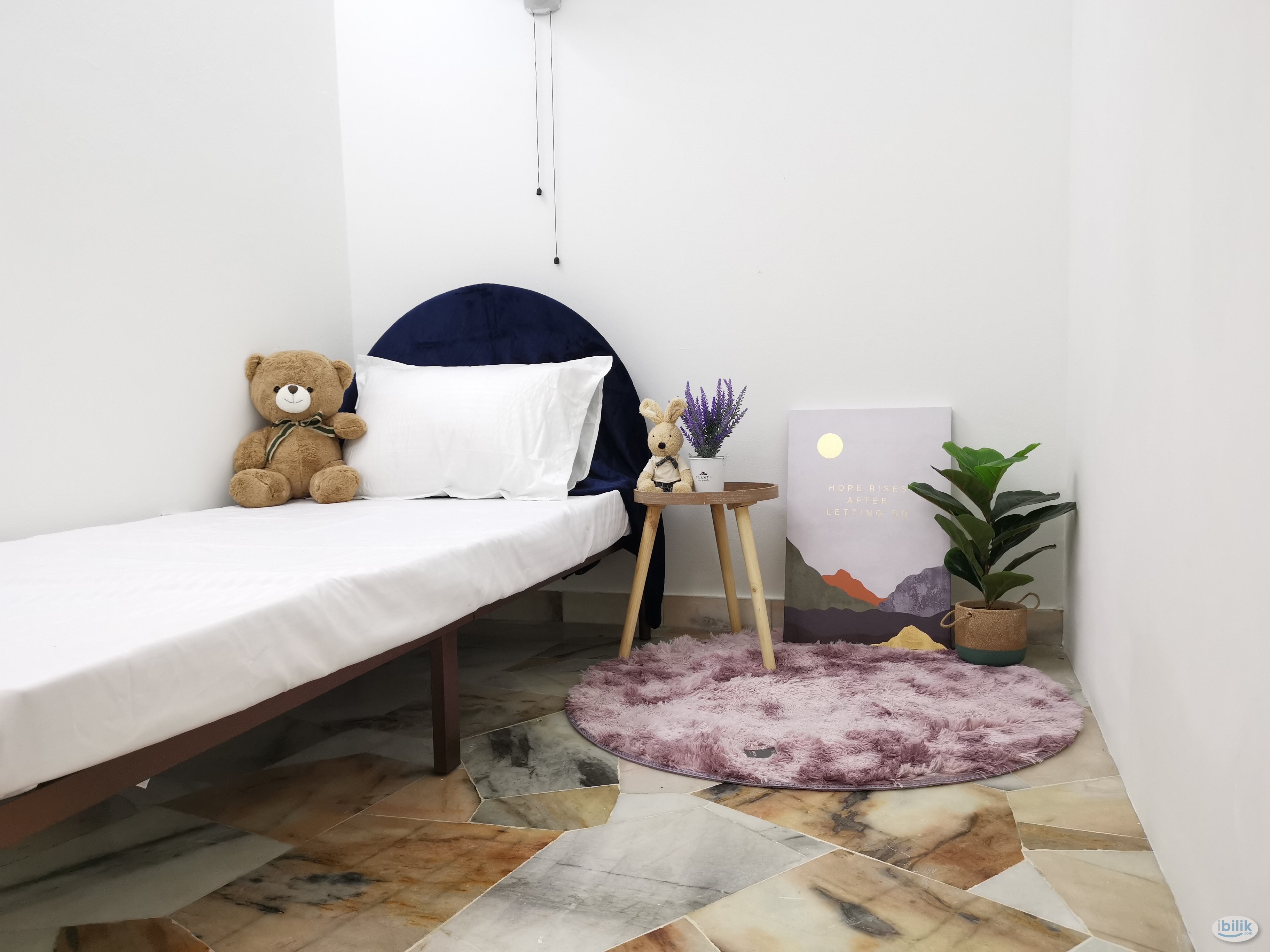 ✅Zero Deposit, Nice Room attach with Private Bathroom, 👣4min walk to Bus Station, 5min🚗LRT - Image 1