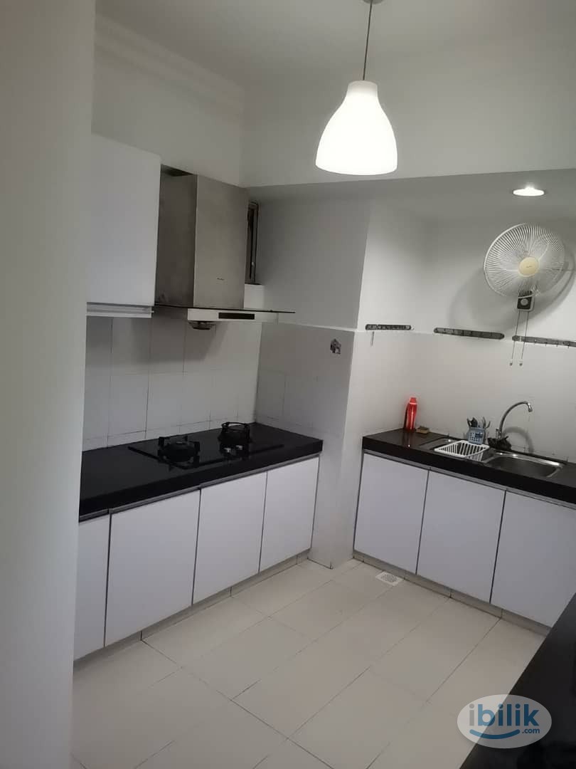 female Room KL ypc college velocity mytown aeon maluri ekocheras lrt mrt single room kl - Image 3
