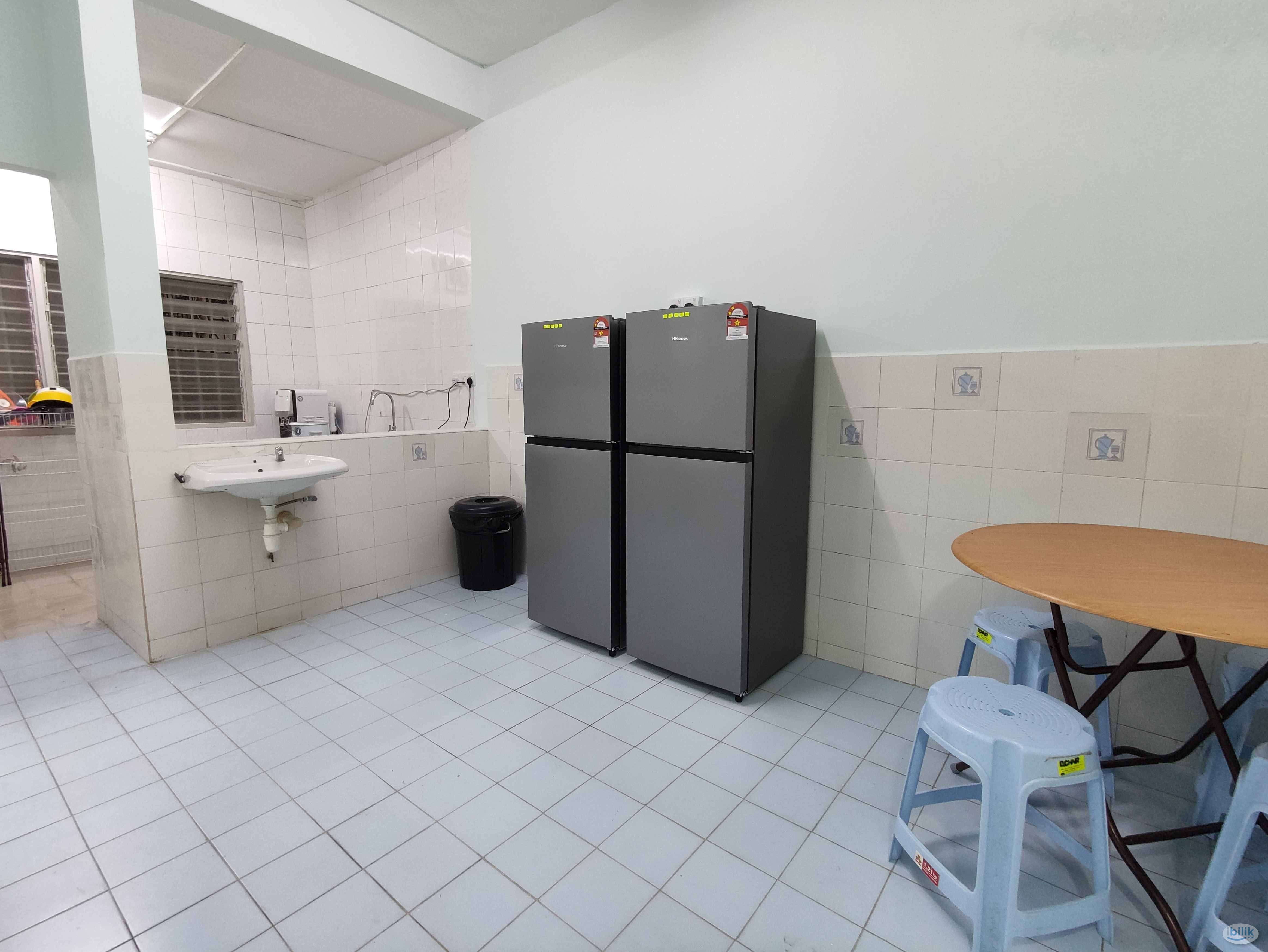 ⚡Zero Deposit Room To Rent At Bandar Puchong Jaya Middle Room😲 - Image 2