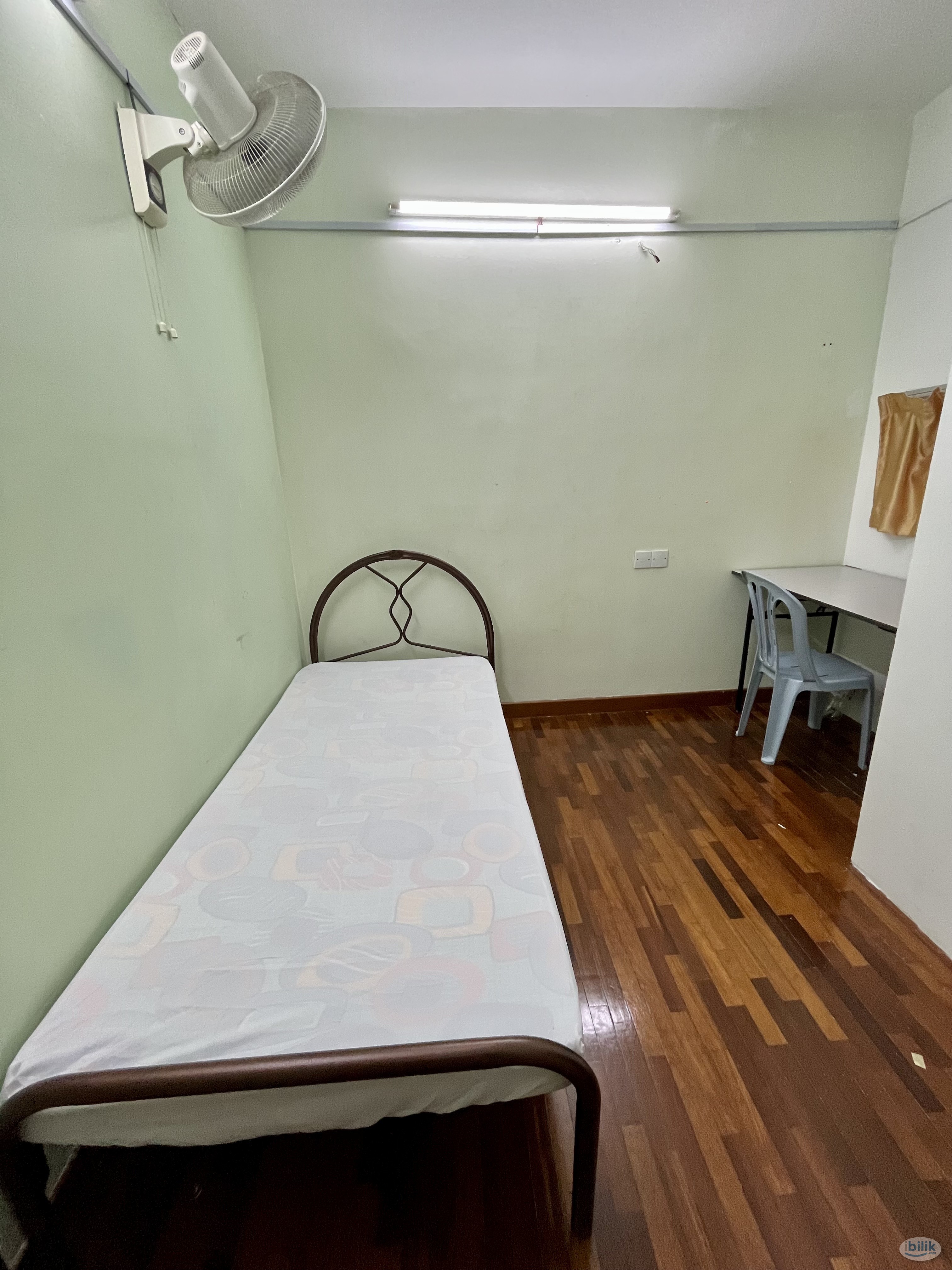 🏠 Bandar Utama 10📌 Middle Room To Rent With 💥Special Offer 0️⃣ Deposit 🤩 - Image 1