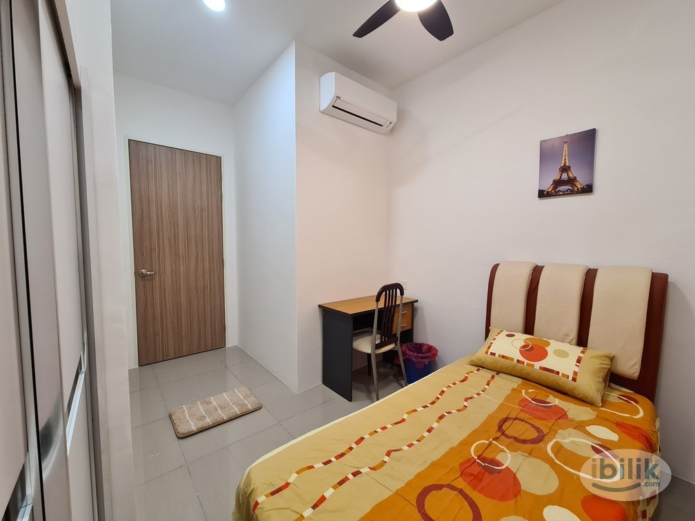 Single Room at QuayWest Residence, Bayan Lepas - Image 1