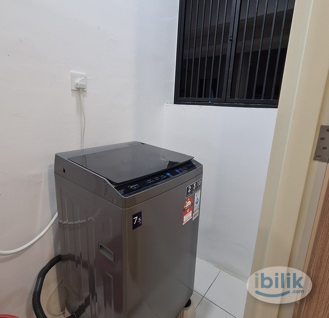 Single Room at QuayWest Residence, Bayan Lepas - Image 5