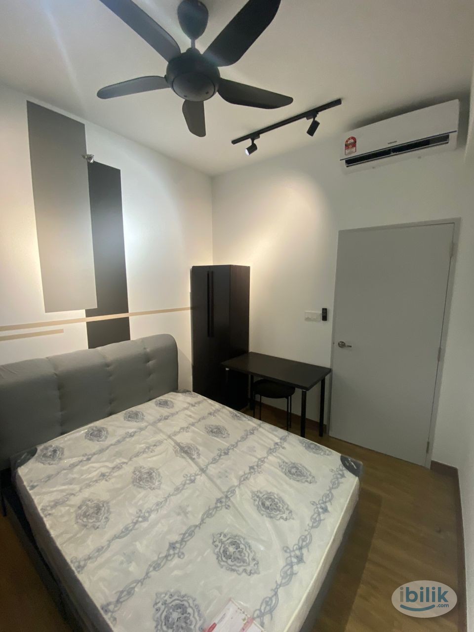 😍 5 mins walk to LRT 😍 Inclusive of Utilities 😍Free Wifi 😍Free Cleaning 😍Fully furnished Single Room at Platinum OUG - Image 1