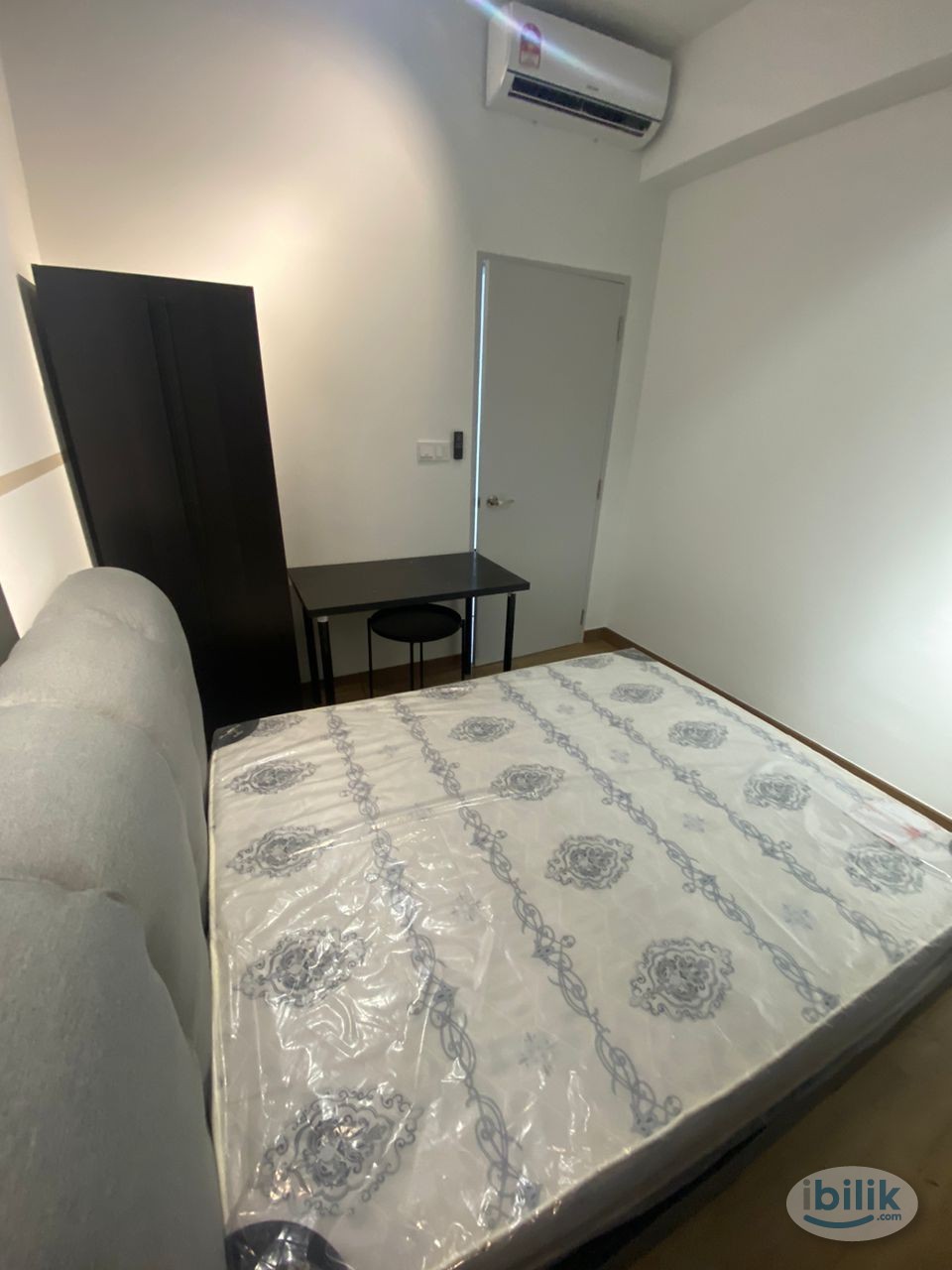😍 5 mins walk to LRT 😍 Inclusive of Utilities 😍Free Wifi 😍Free Cleaning 😍Fully furnished Single Room at Platinum OUG - Image 2