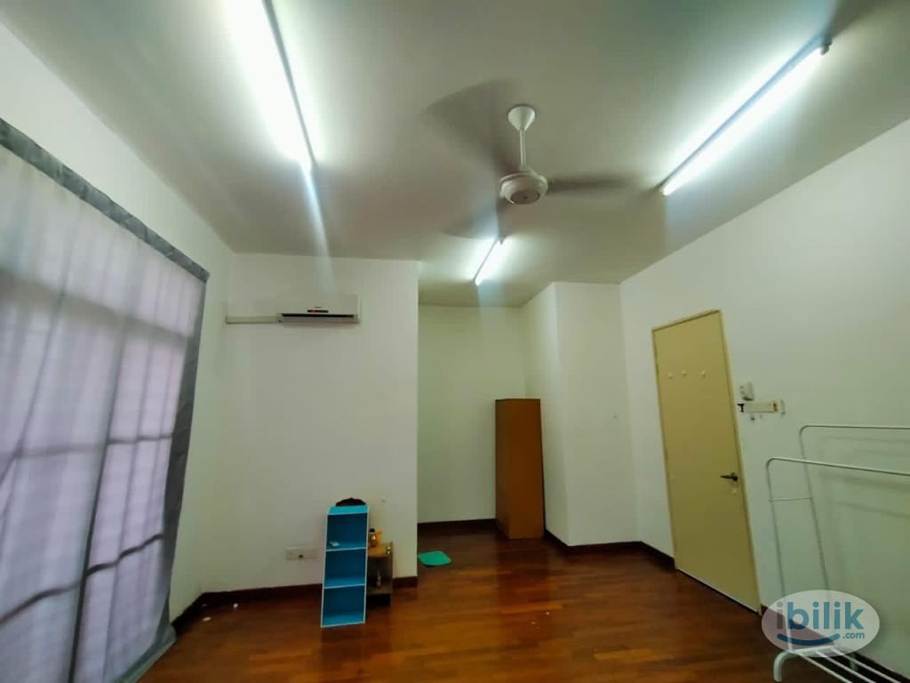 Master Room at Bandar Sierra Puchong, Selangor - Image 3