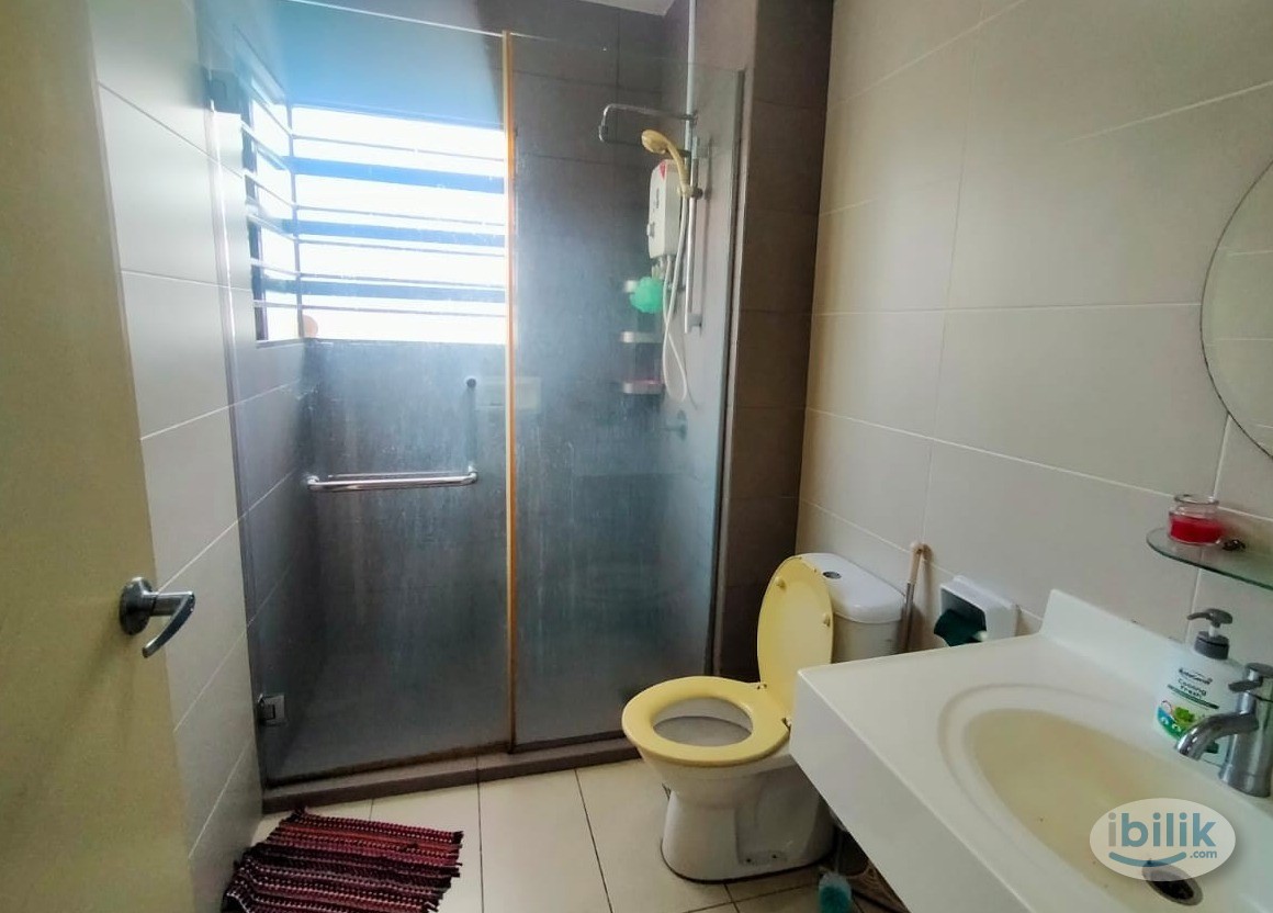 Master Room at Bandar Sierra Puchong, Selangor - Image 2