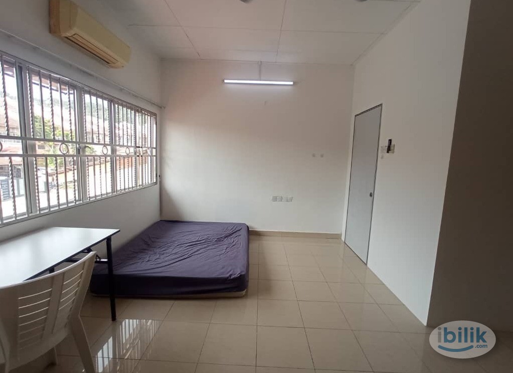 Master Room at Bandar Puteri Puchong, Puchong - Image 1