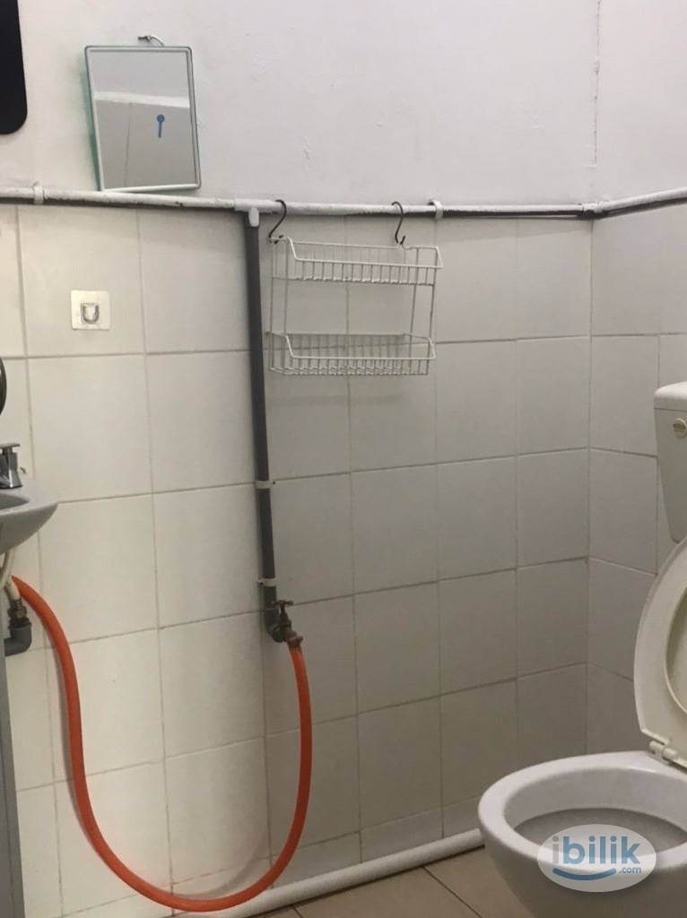🏠🙋‍♂️Male Unit? Room near to Alfa University, Subang - Image 3