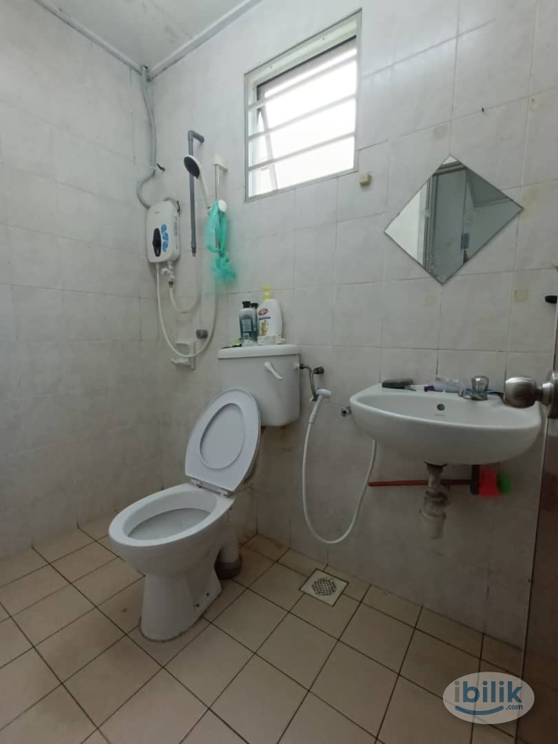 Room Near Bukit Raja, Single Room with Zero Deposit🥳 - Image 2