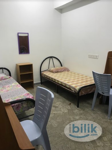 🏠 SS14 Room to Rent 🛌 (Walking distance to LRT) 🚶‍♂️🚉 - Image 1