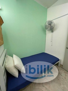 🌟🏠 Room with Air-Cond in Jalan Kenari 7, Bandar Puchong Jaya with No Deposit❗🌟 - Image 1