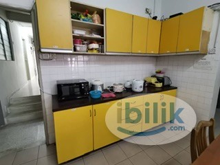 🛏️ Middle Room at Taman Wawasan 3, Pusat Bandar Puchong ✨ - Image 2