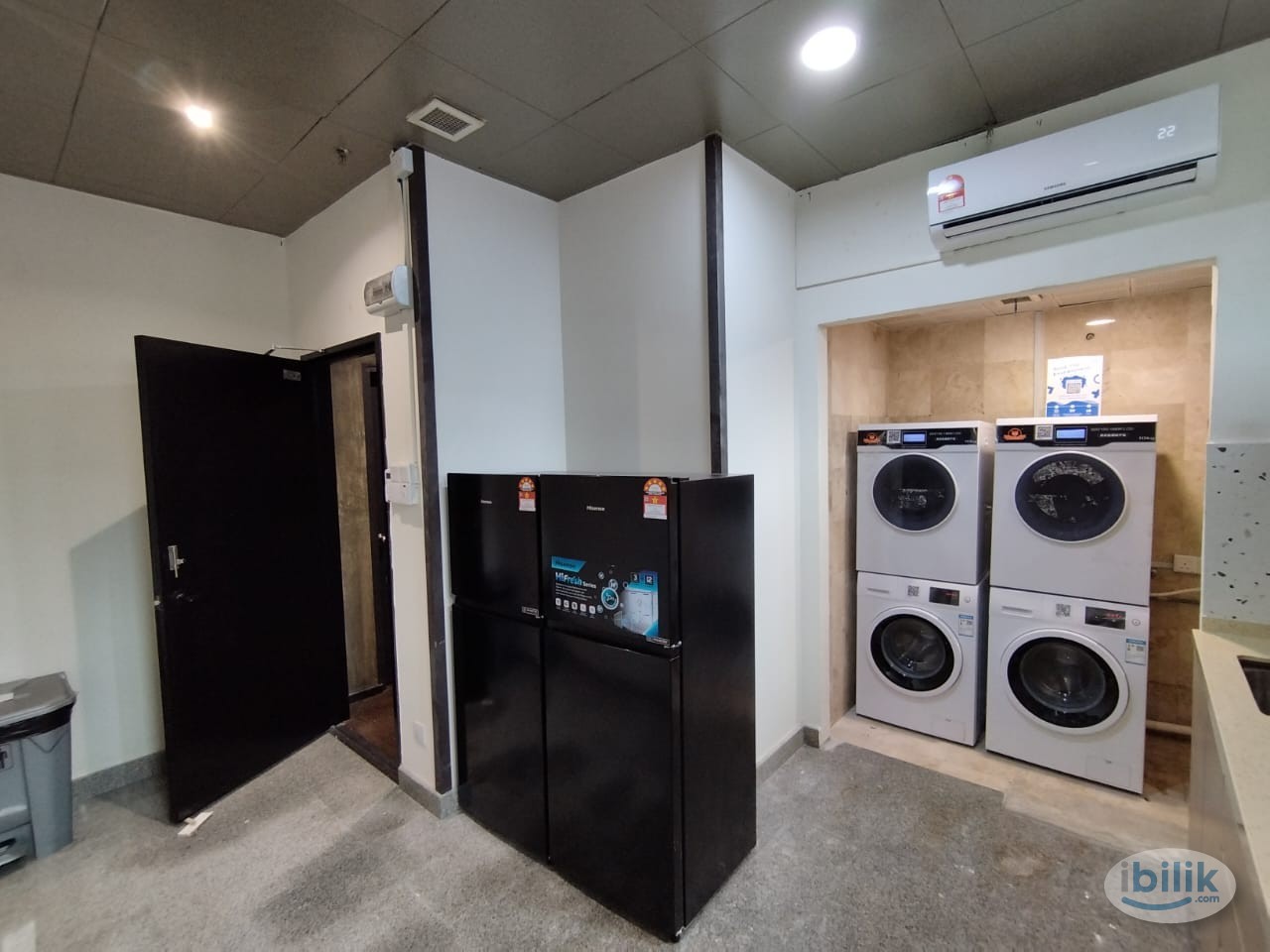 Only 9mins walk to LRT Imbi Station 🚂 Room Rent @ Bukit Bintang, Times Square - Image 2