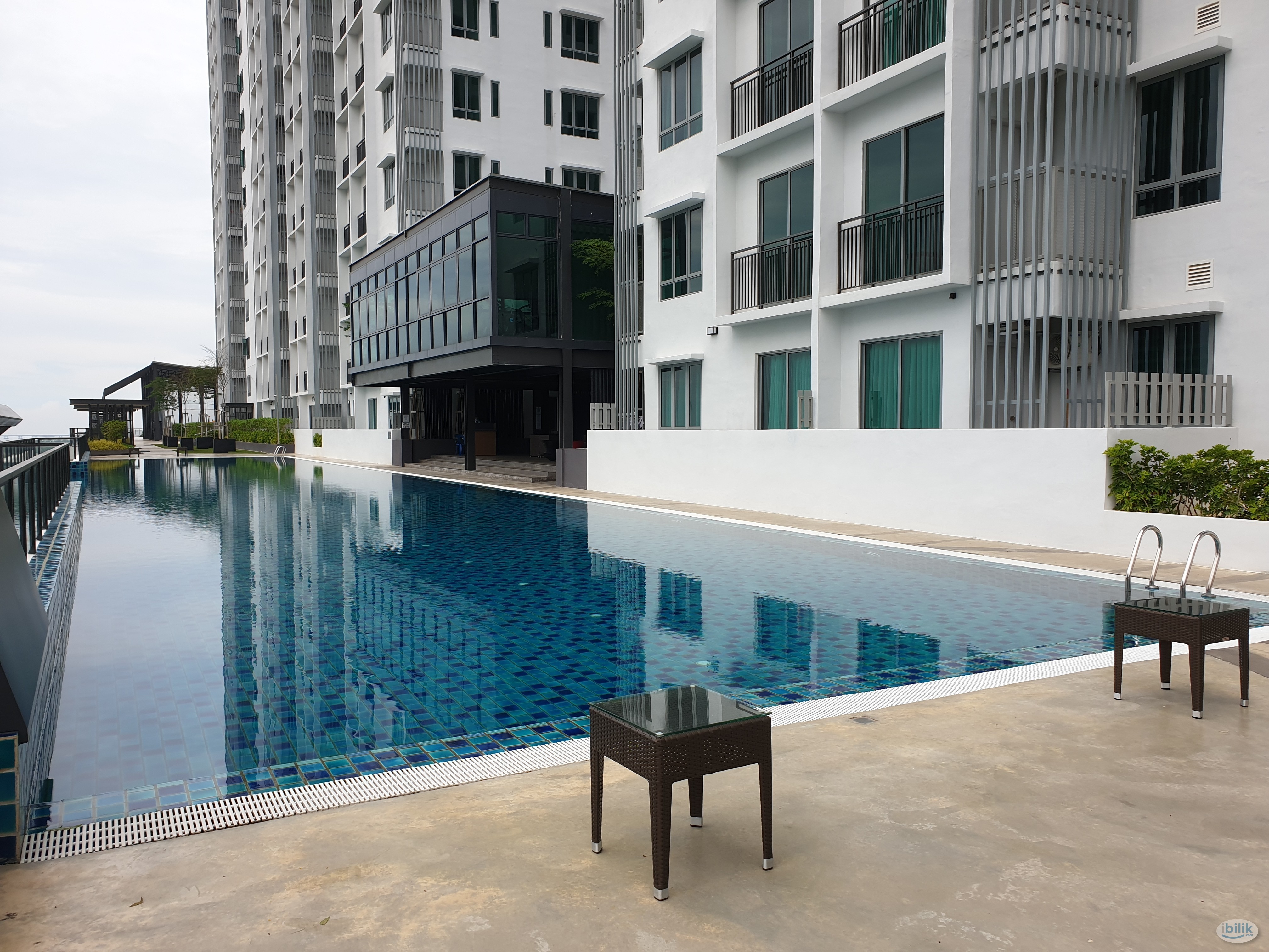 Middle Room at Utropolis Batu Kawan, Batu Kawan - Image 5
