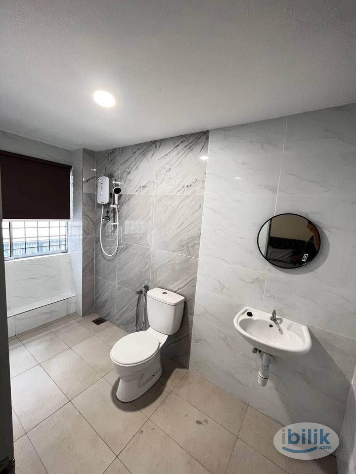 Free Deposit ❗ Room Rent Near to MRT Kentomen Jalan Ipoh With Private Toilet - Image 2