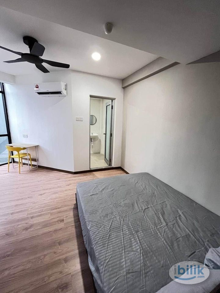 Work at Publika Gallery ❓ Near to Our Kentomen unit attach Private Toilet 🚶 MRT Station - Image 1
