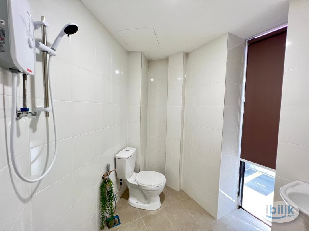 0 Depo ❗ 4mins to MRT Kentomen 🚉 Room attach Private Toilet at Jalan Ipoh - Image 4