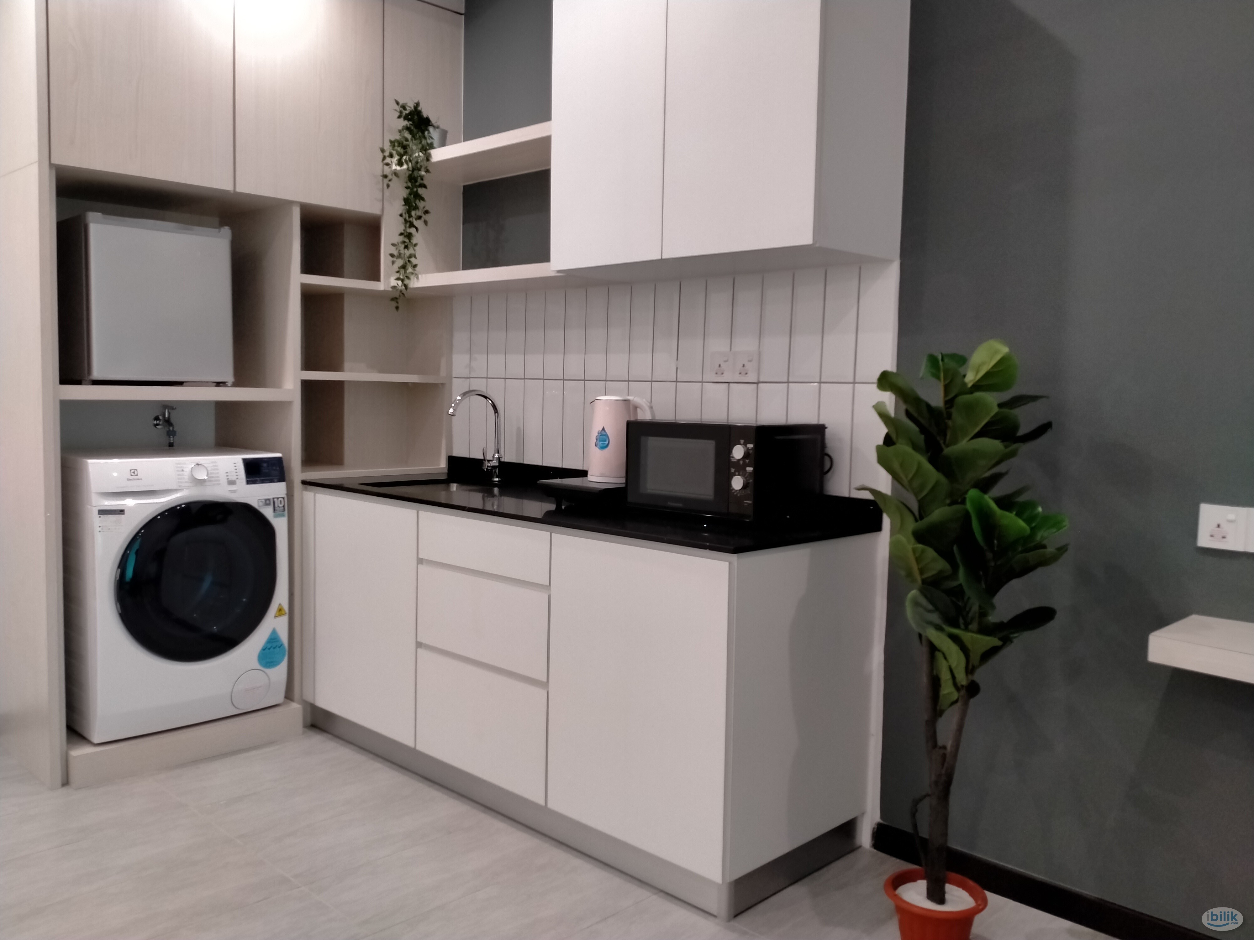 Utropolis Sensasi at Batu Kawan for Rent, Fully Furnished, beside Design Village and UOW - Image 3