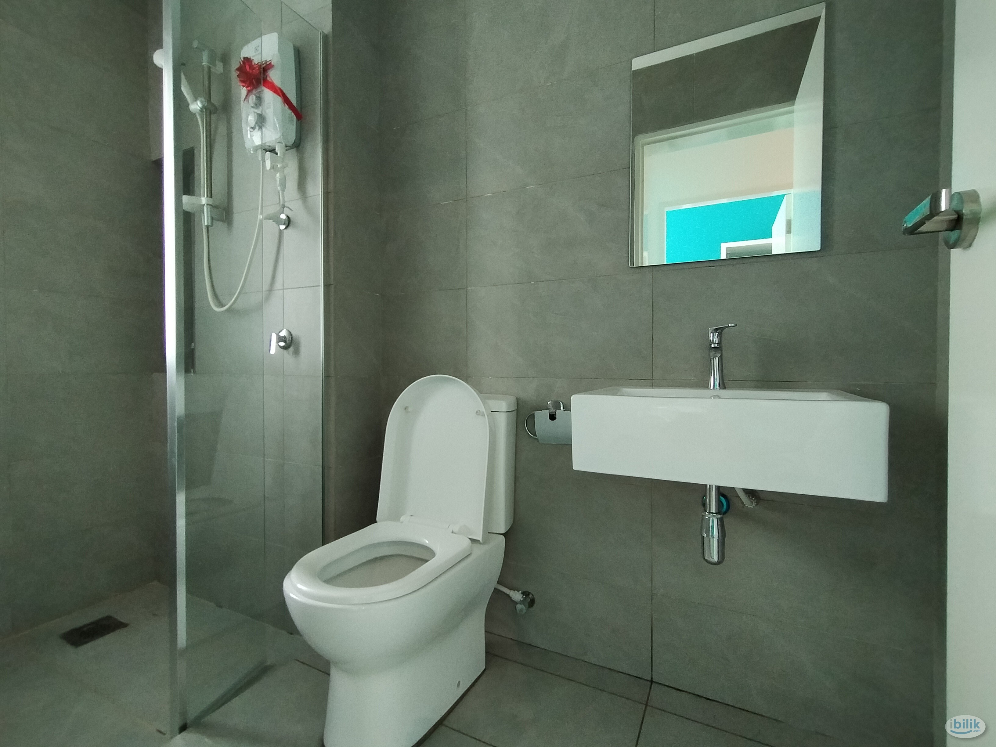 Utropolis Sensasi at Batu Kawan for Rent, Fully Furnished, beside Design Village and UOW - Image 5