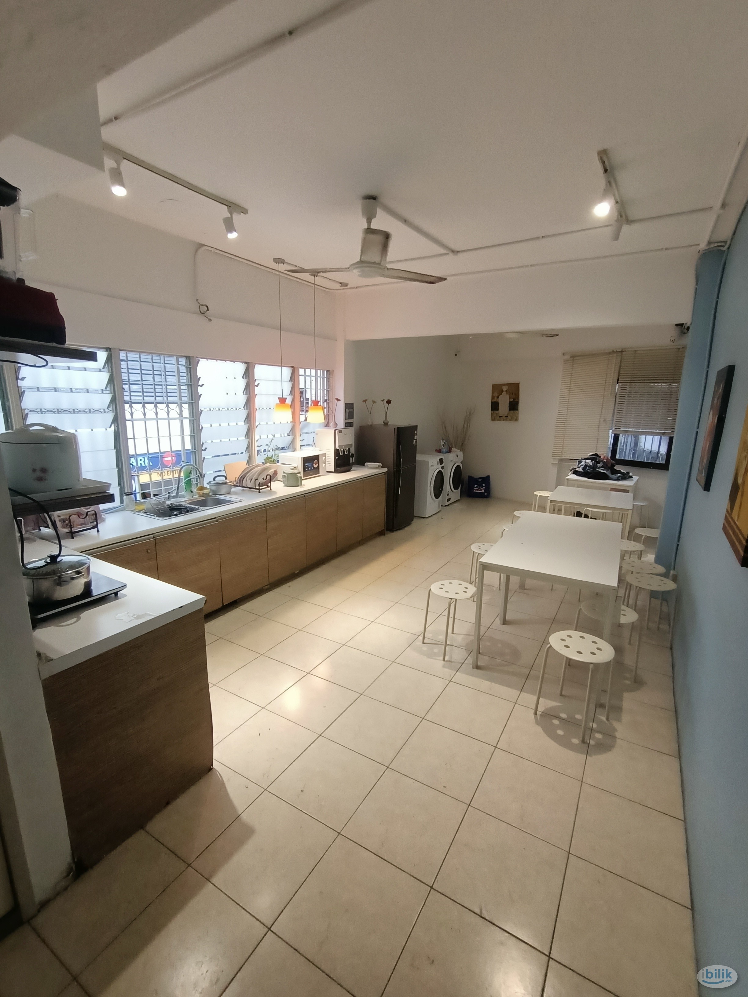 Zero Deposit 🏡 Co-Living Room at Hotel Orange Pekoe@ KL City Center - Image 3