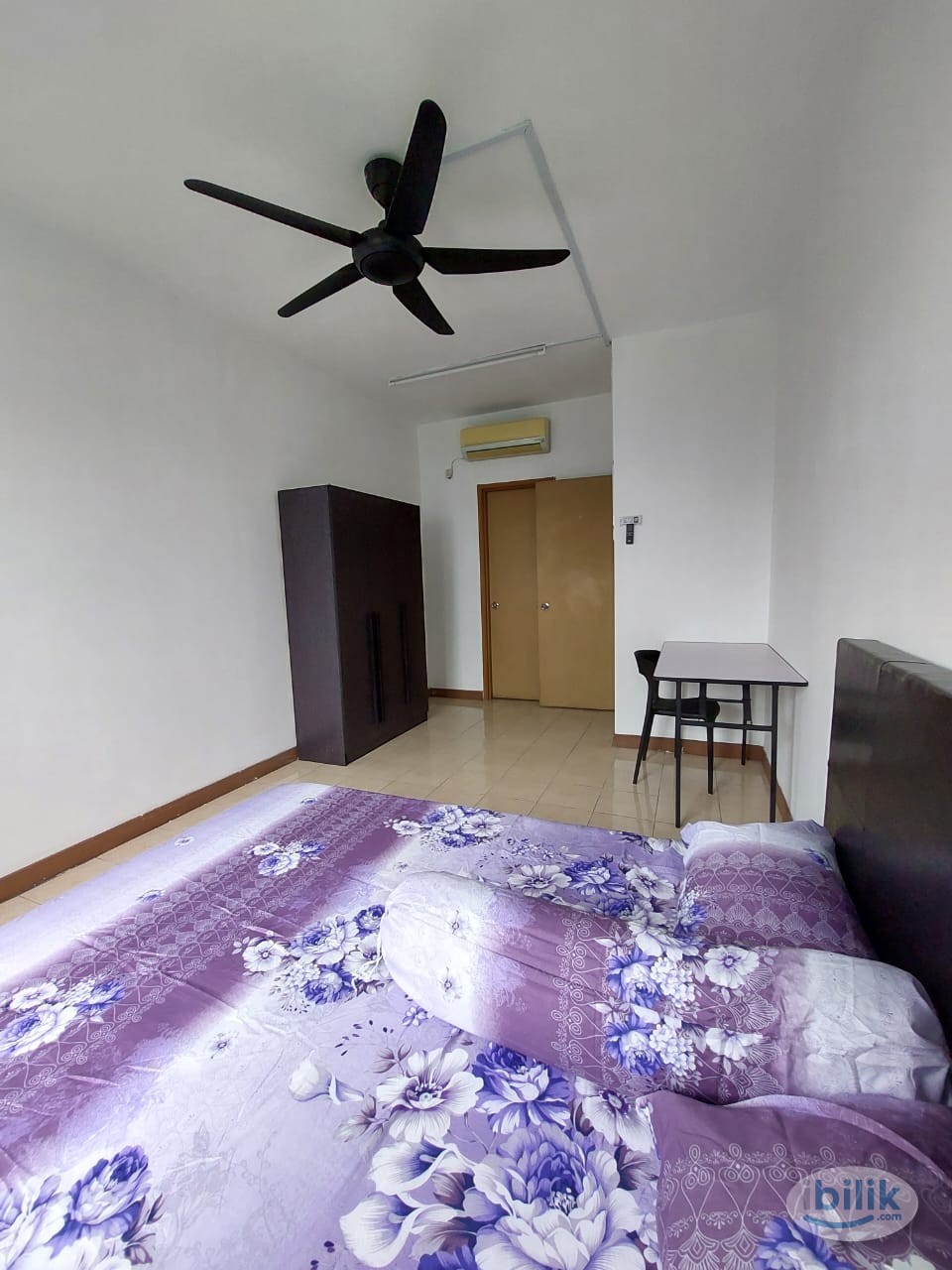 Master Room at Bayu Tasik 2, Bandar Sri Permaisuri - Image 1