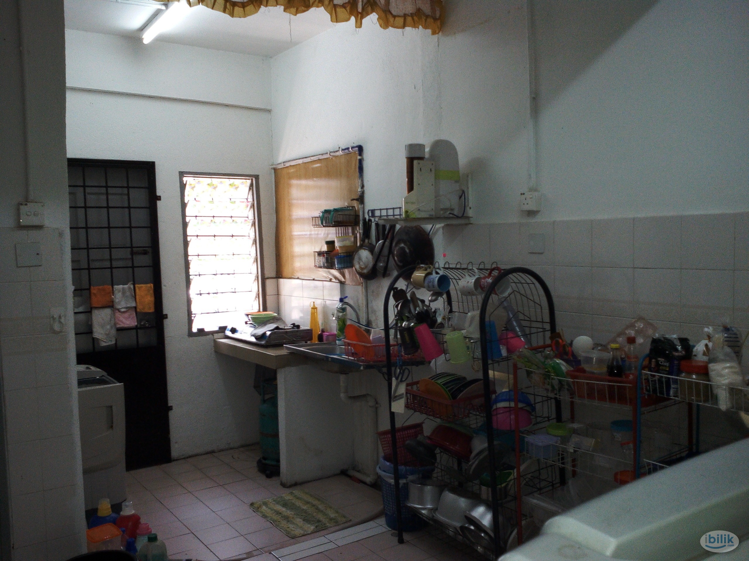 Middle Room at Pantai, Kuala Lumpur - Image 2