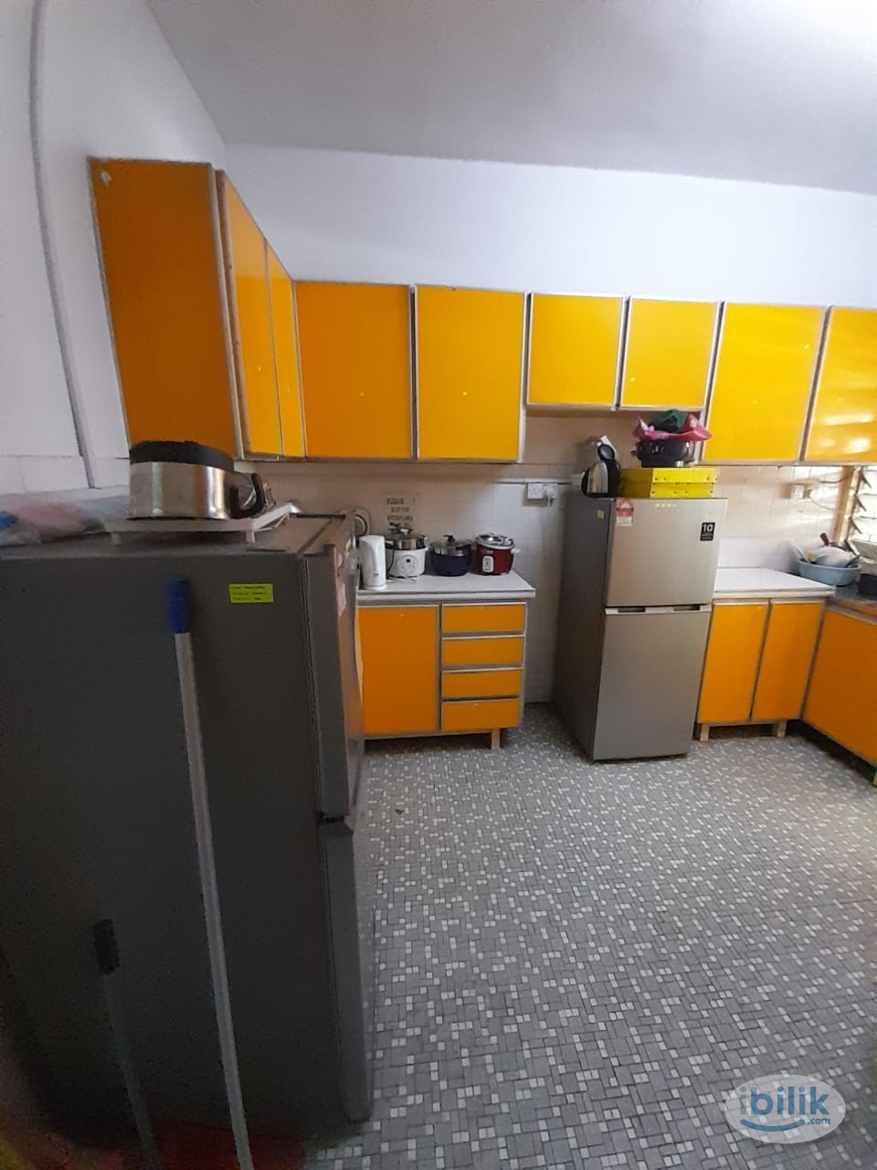 Master Room with Balcony at SS4C Kelana Jaya, Petaling Jaya - Image 4