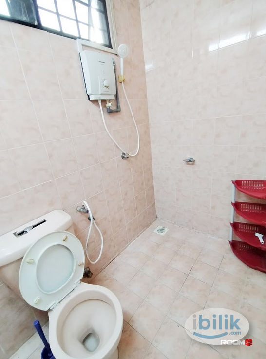 🏡 BU 10 - 12 for rent 🏡  Limited Rooms !! Move In immediently - Image 1