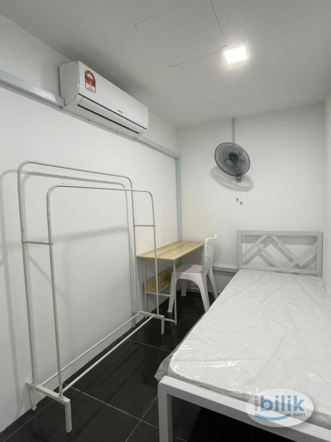 💥💥Whole NEW 👧 FEMALE 👧 UNIT At Bandar Puchong Jaya / LRT IOI Puchong Jaya / IOI Boulevard💥💥 - Image 4
