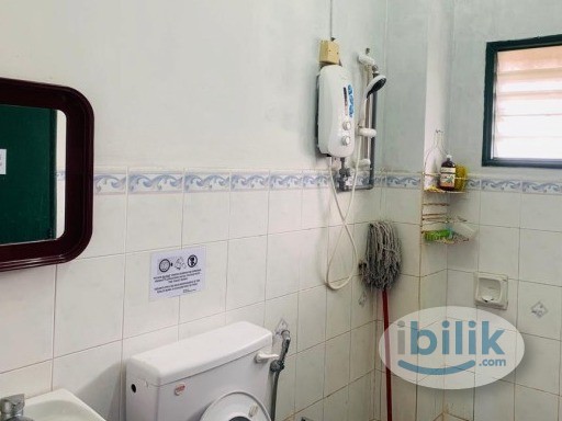 Hot Offer ❗Furnished room for rent with FREE Wifi 💻 in Bandar Puchong Jaya, IOI LRT, Bandar Sunway - Image 1